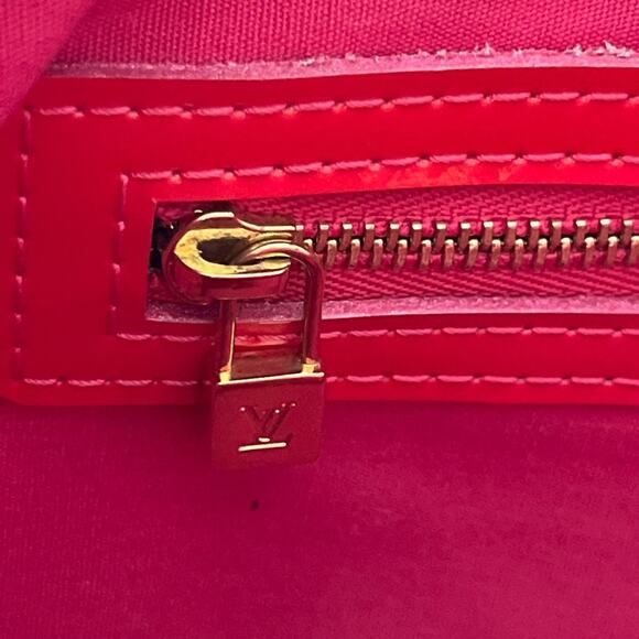 Louis Vuitton Wilshire PM Vernis Rose Pop Patent Tote Red Pink Monogram Bag Box - Picture 5 of 16